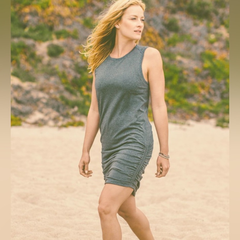 Lululemon In The Flow Sleveless Mini  Dress in gray size S